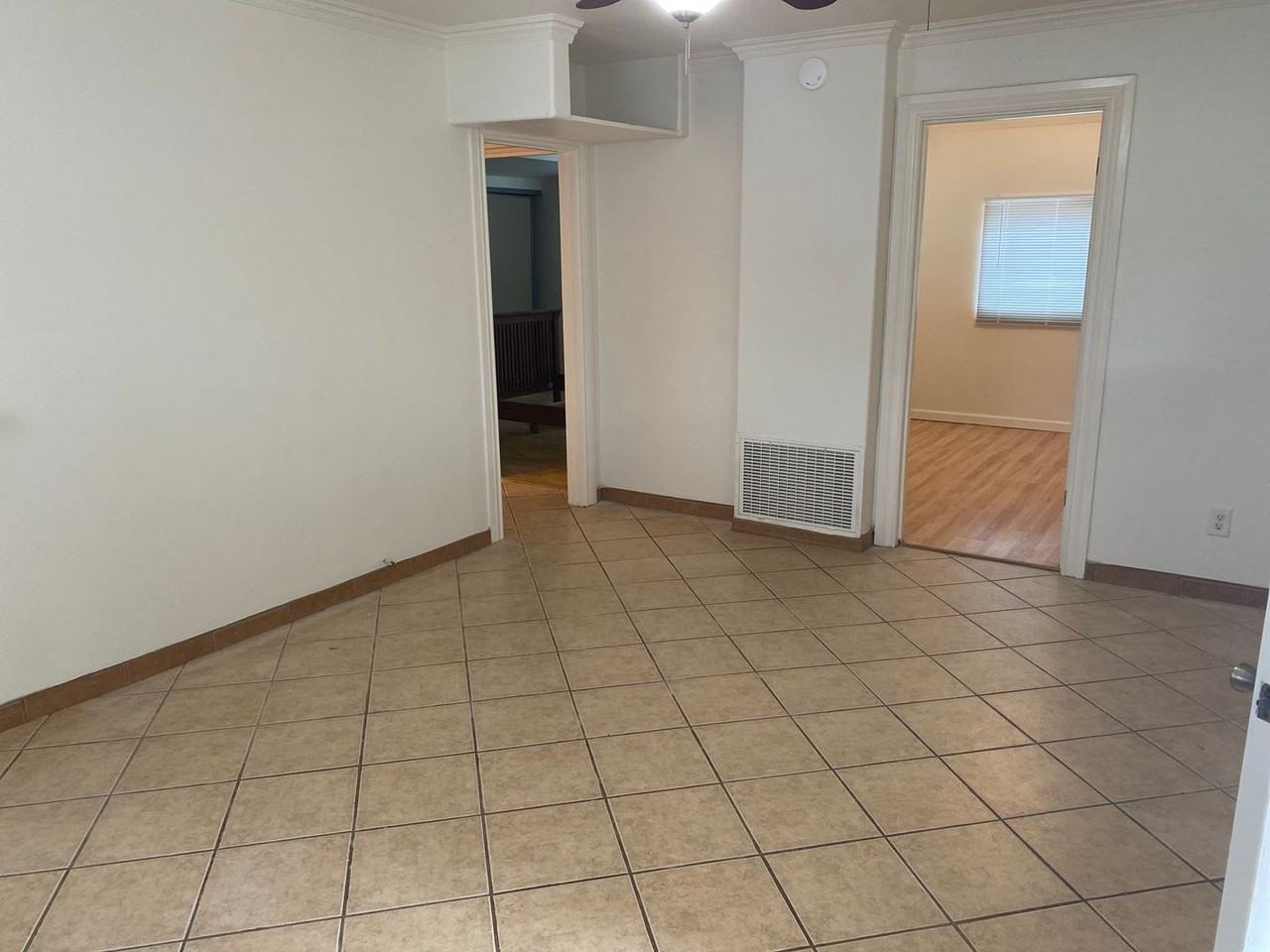 144 N La Luna Ave - Photo 5 of 8