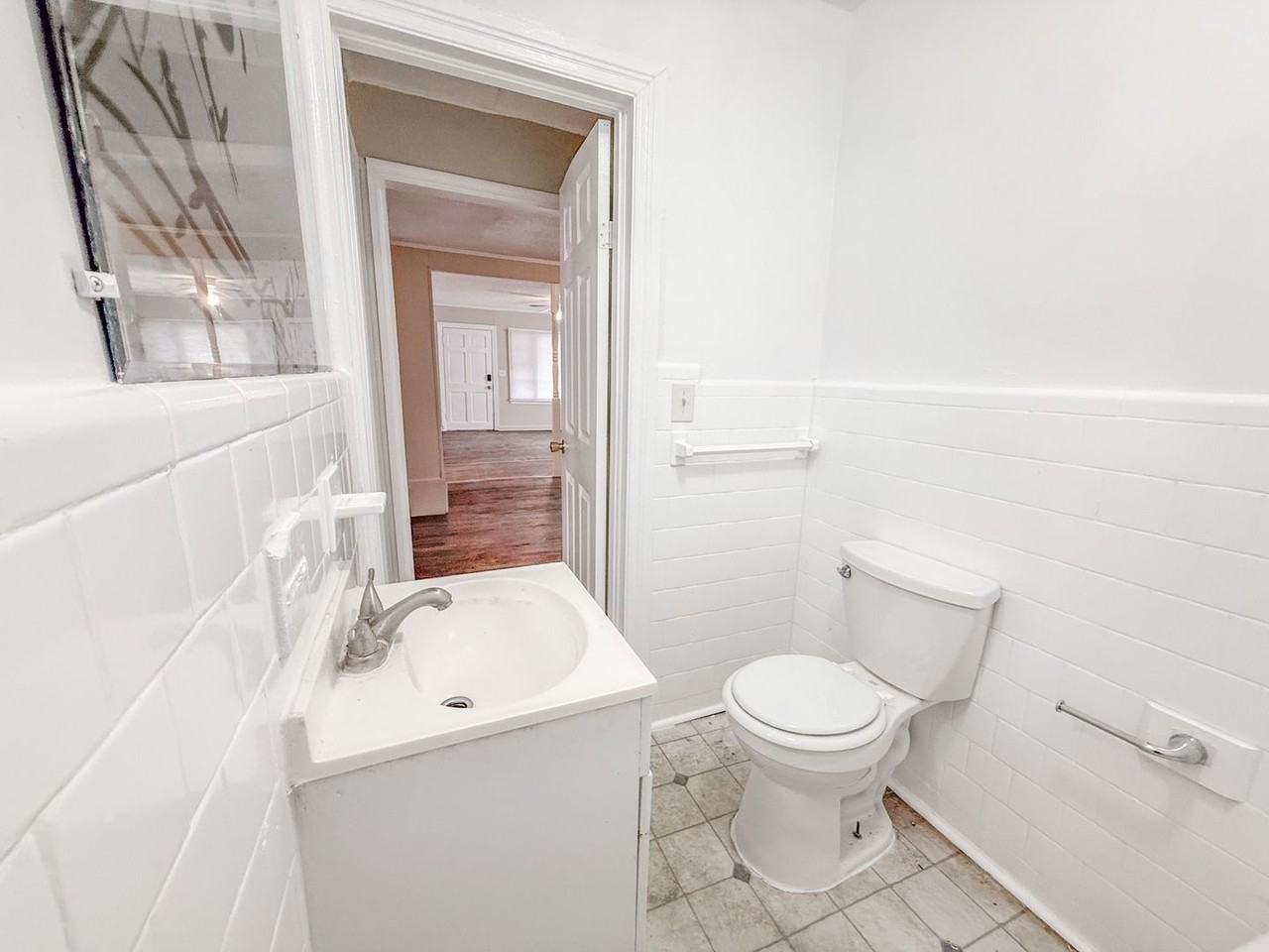 2203 Eleanor Dr - Photo 6 of 22