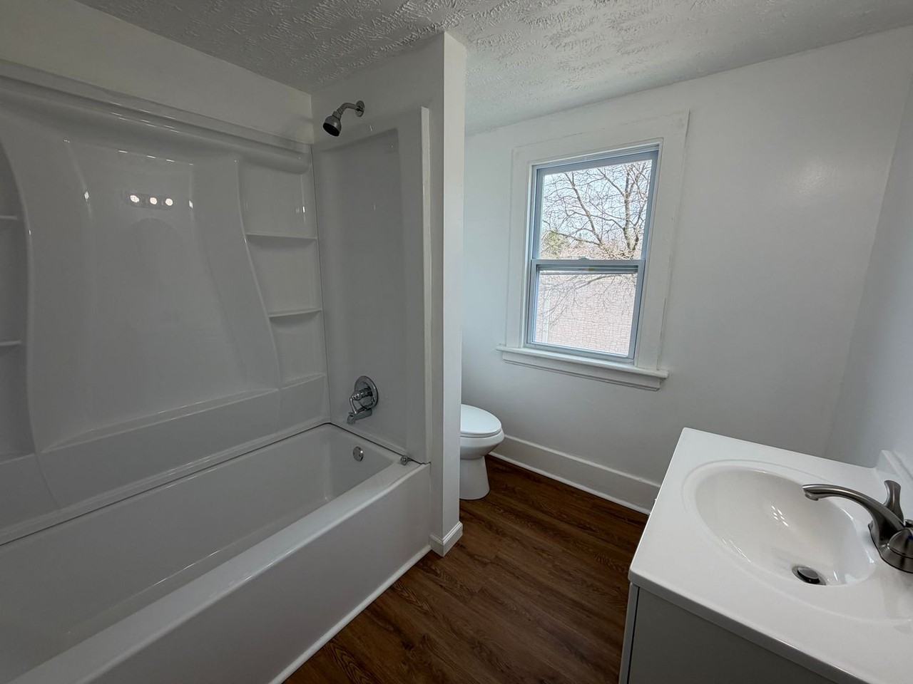 629 Morgan Ave - Photo 7 of 14