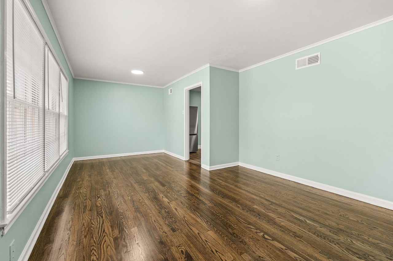 4905 Lochinvar Rd - Photo 6 of 22