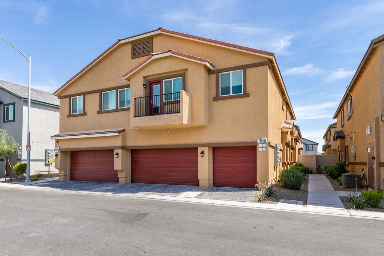 7840 Jupiter Sky St #2 - Photo 2 of 47