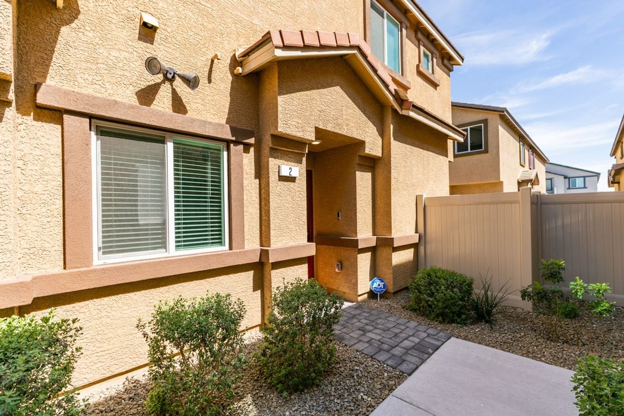 7840 Jupiter Sky St #2 - Photo 3 of 47