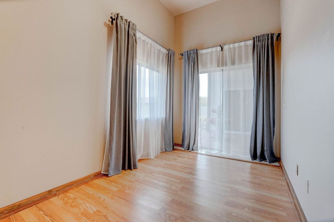 4880 Dorrell Ln - Photo 6 of 50