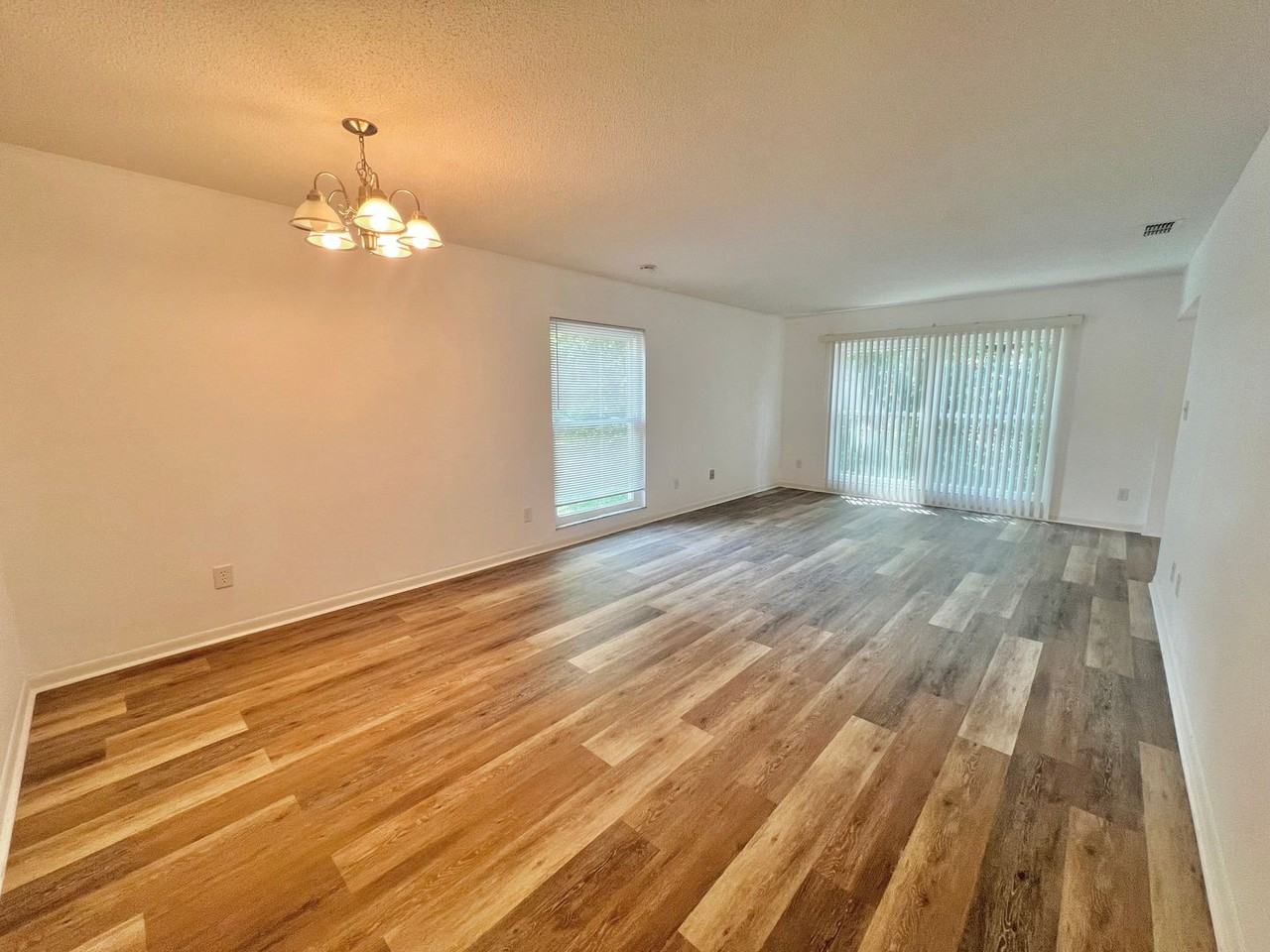 17 Jamaica St - Photo 5 of 20