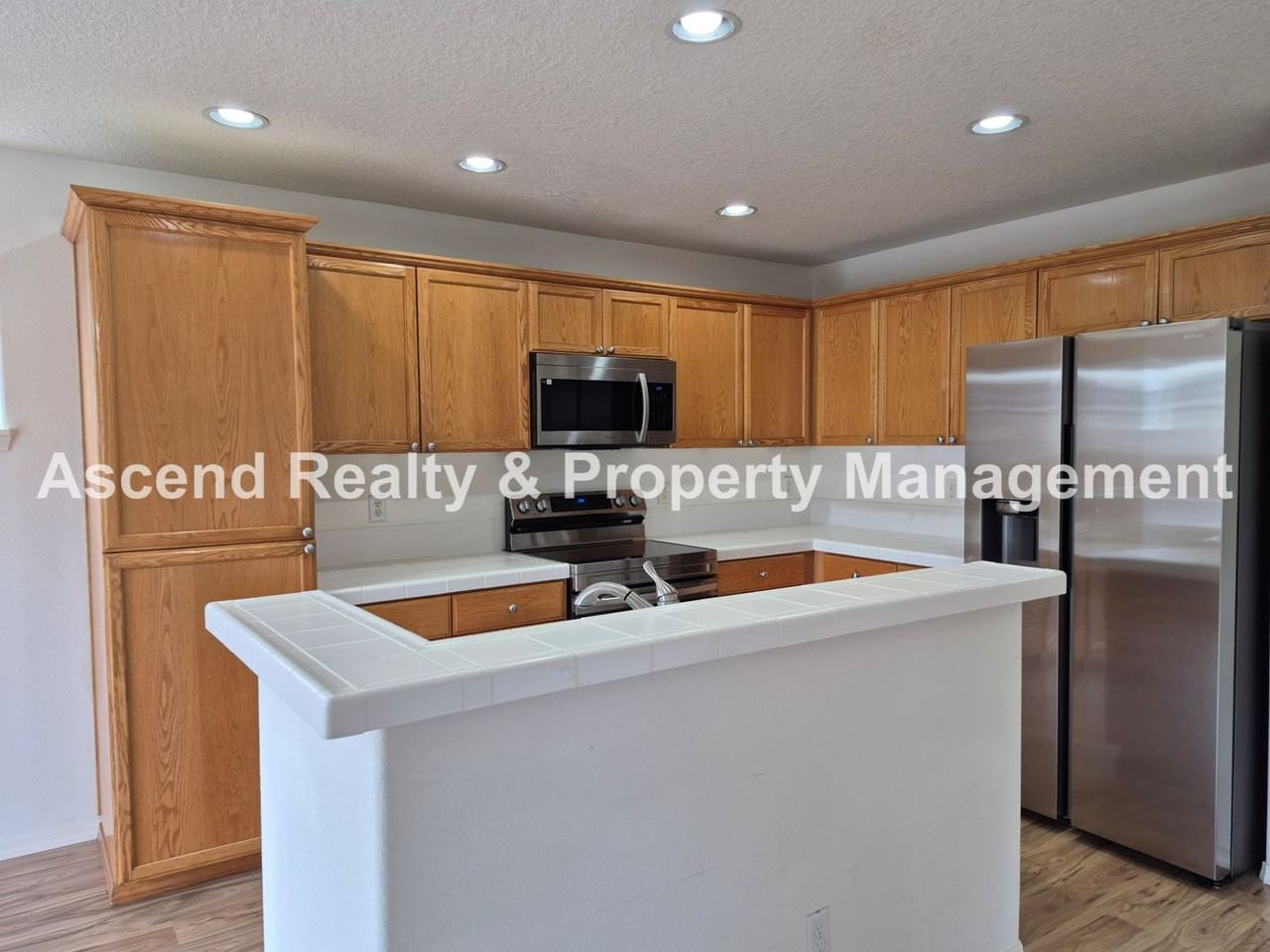 17317 Nw La Paloma Ln - Photo 2 of 26