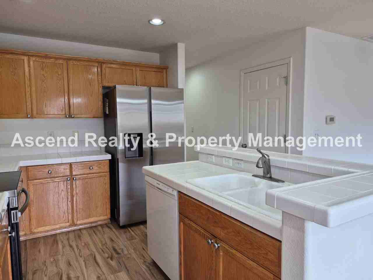 17317 Nw La Paloma Ln - Photo 4 of 26