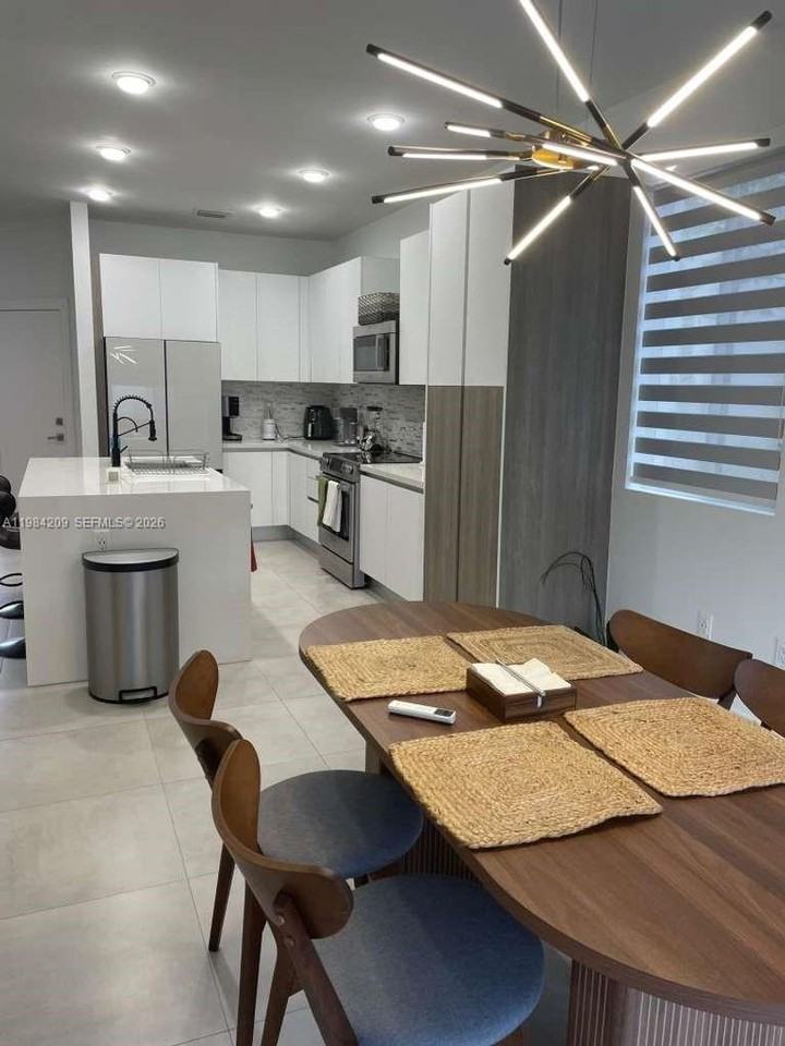 7240 Nw 103rd Path - Photo 2 of 20