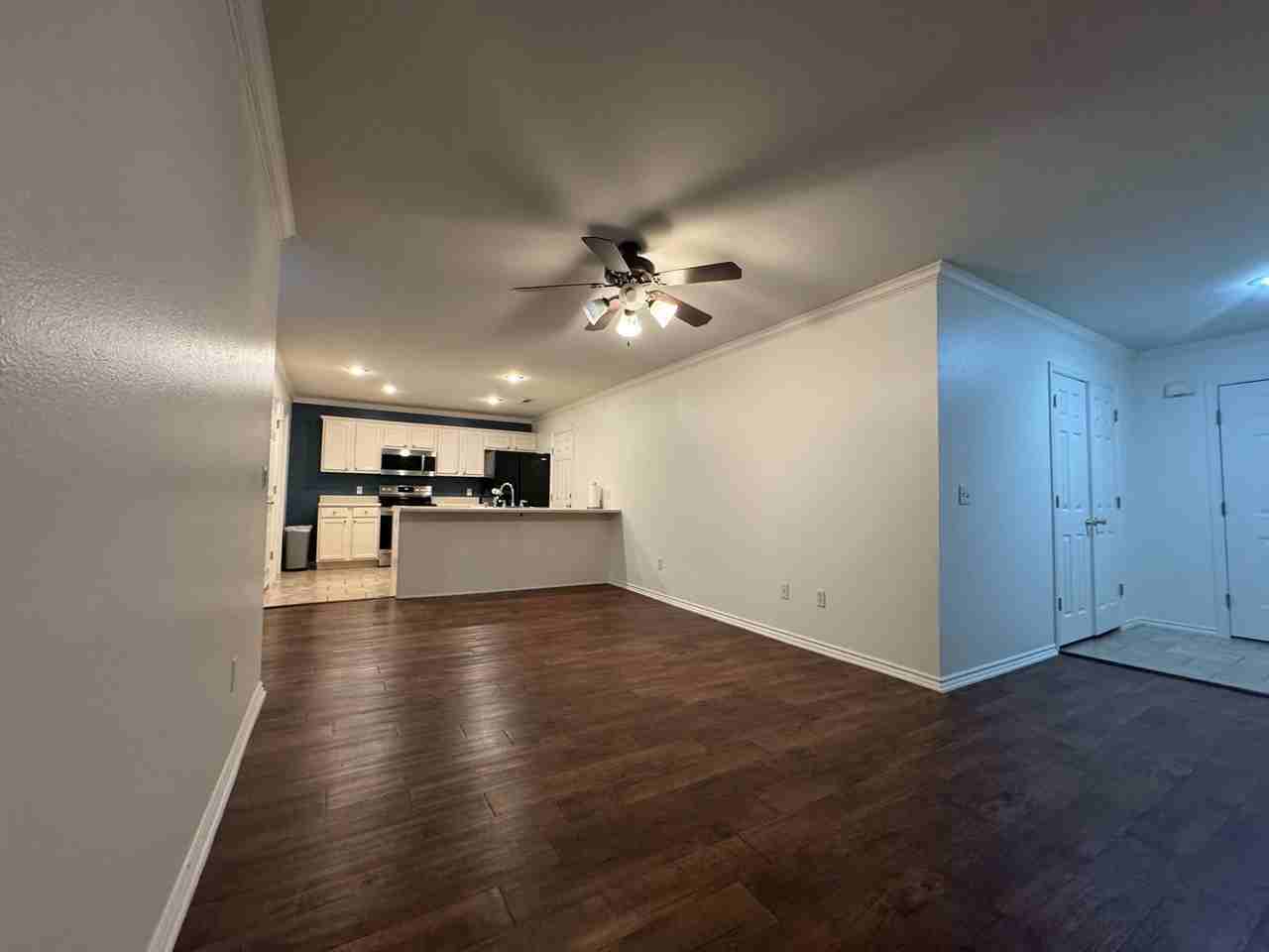 1584 N Willowbrook Dr - Photo 3 of 24