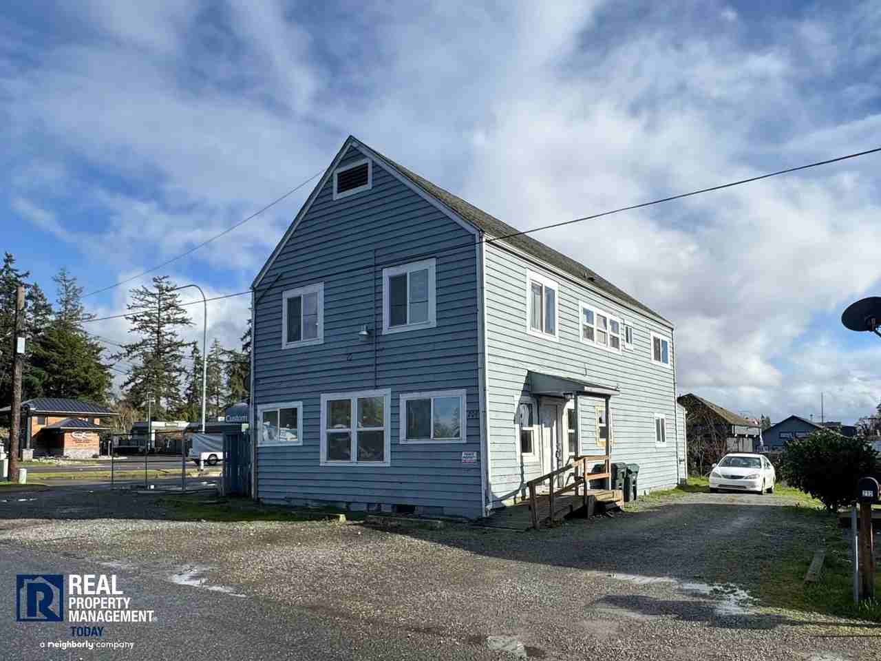 Hallassan Investments - Photo 2 of 23