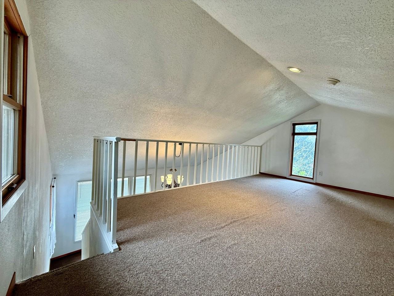 275 Sw 2nd St #1 - Photo 5 of 14