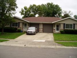 featured image of 726 726 - 728 Red Deer Lane