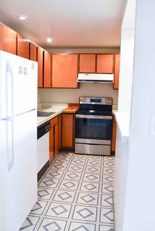 Belle Terre Apartments, LLC - Photo 4 of 14