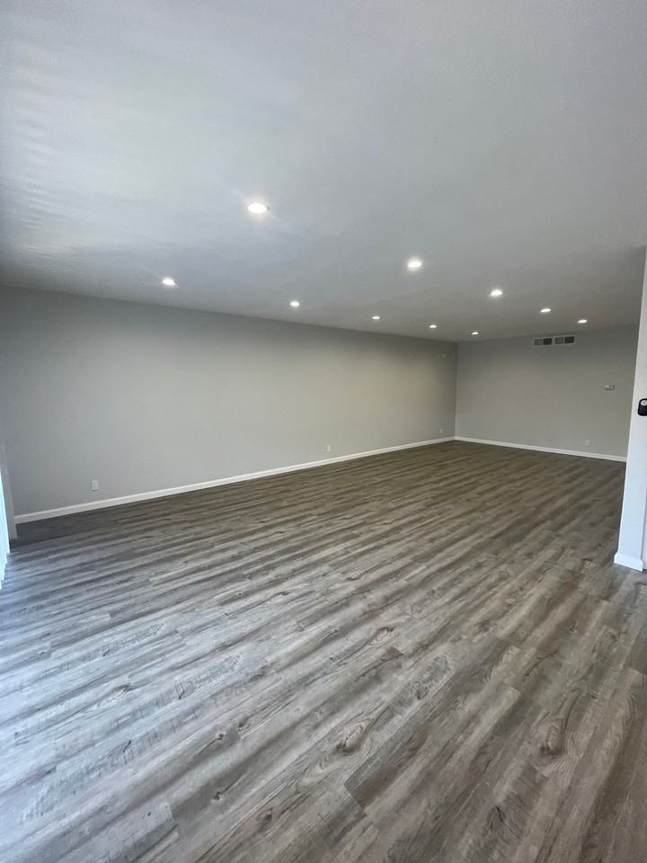 330 crescent drive, Beverly Hills CA 90210 - Photo 5 of 8