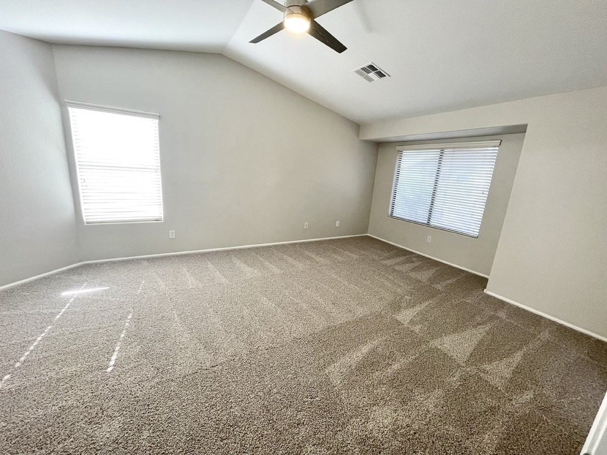 42495 W Chambers Dr - Photo 4 of 20