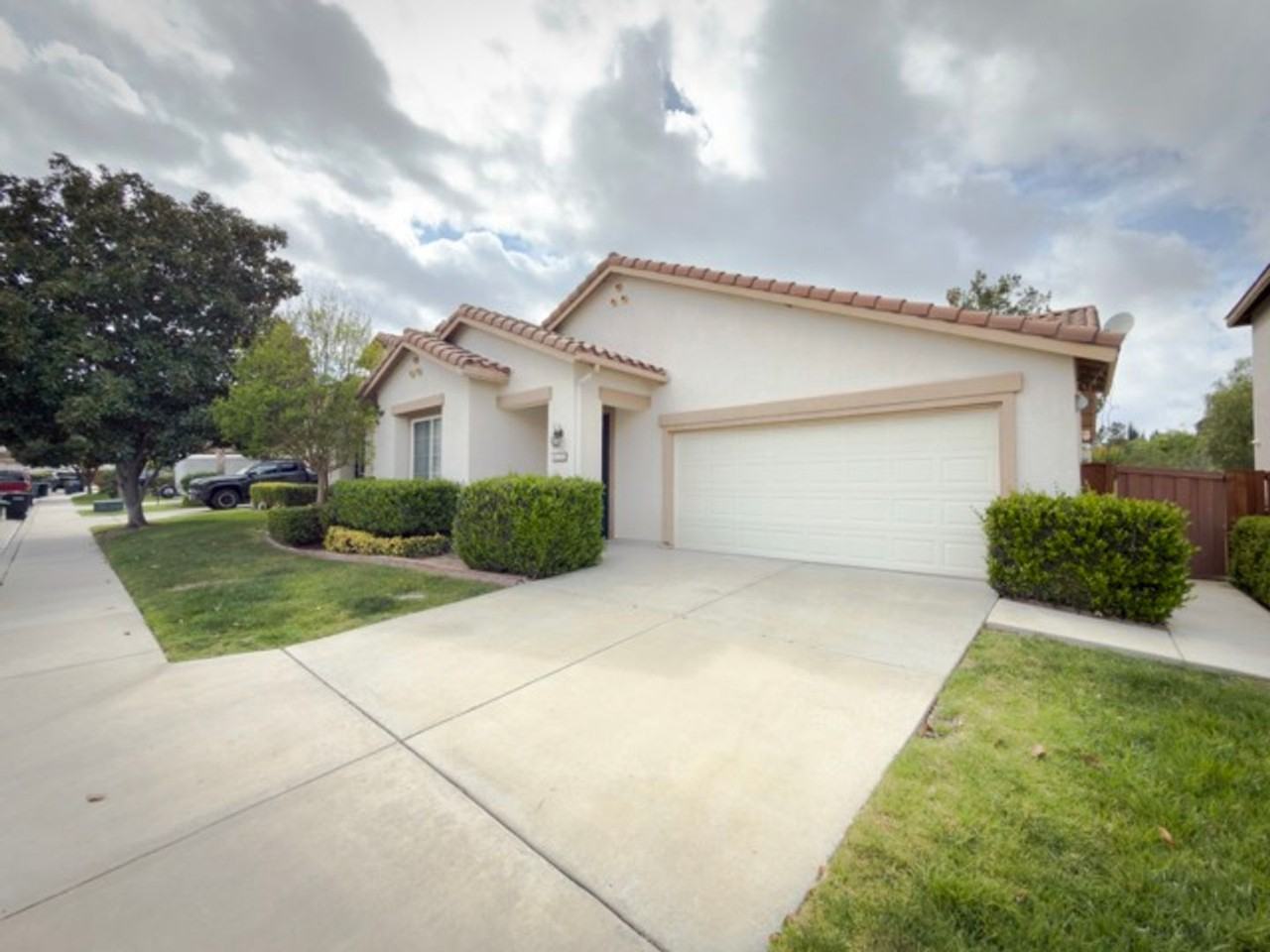 41141 Crooked Stick Dr - Photo 2 of 22