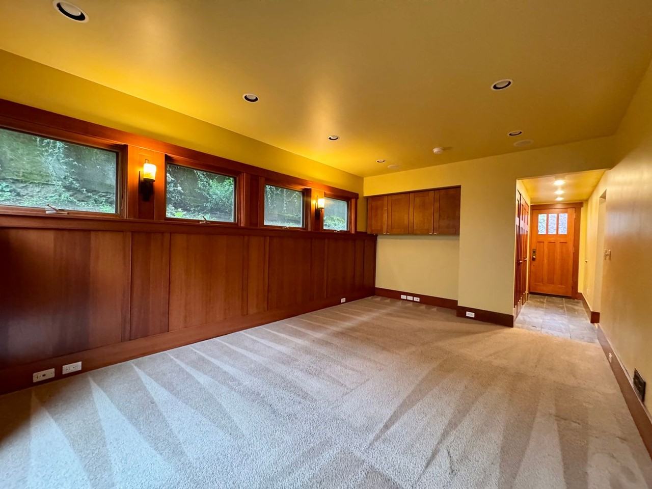 303 W Blaine St - Photo 4 of 23