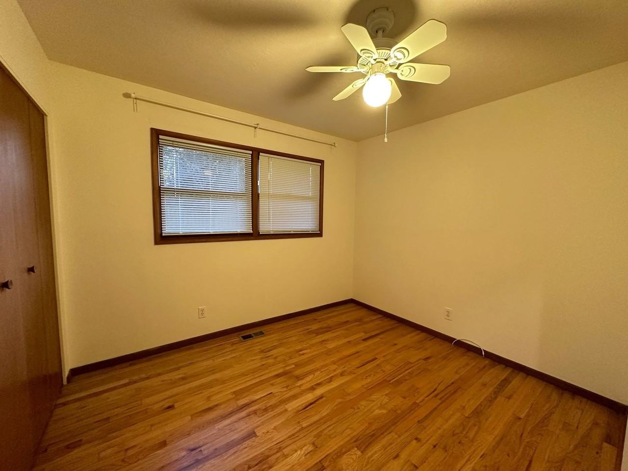 12820 Sw Glenhaven St - Photo 7 of 14