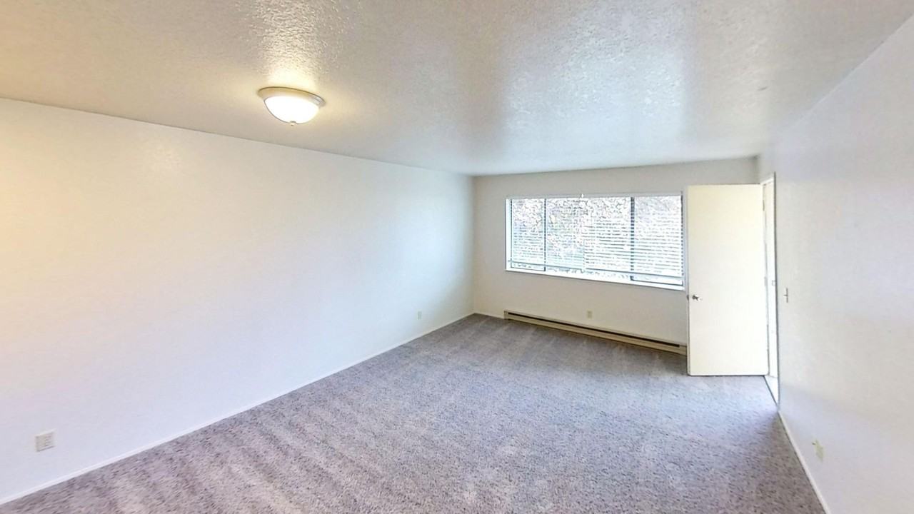 Heritage Apartments - Photo 5 of 12