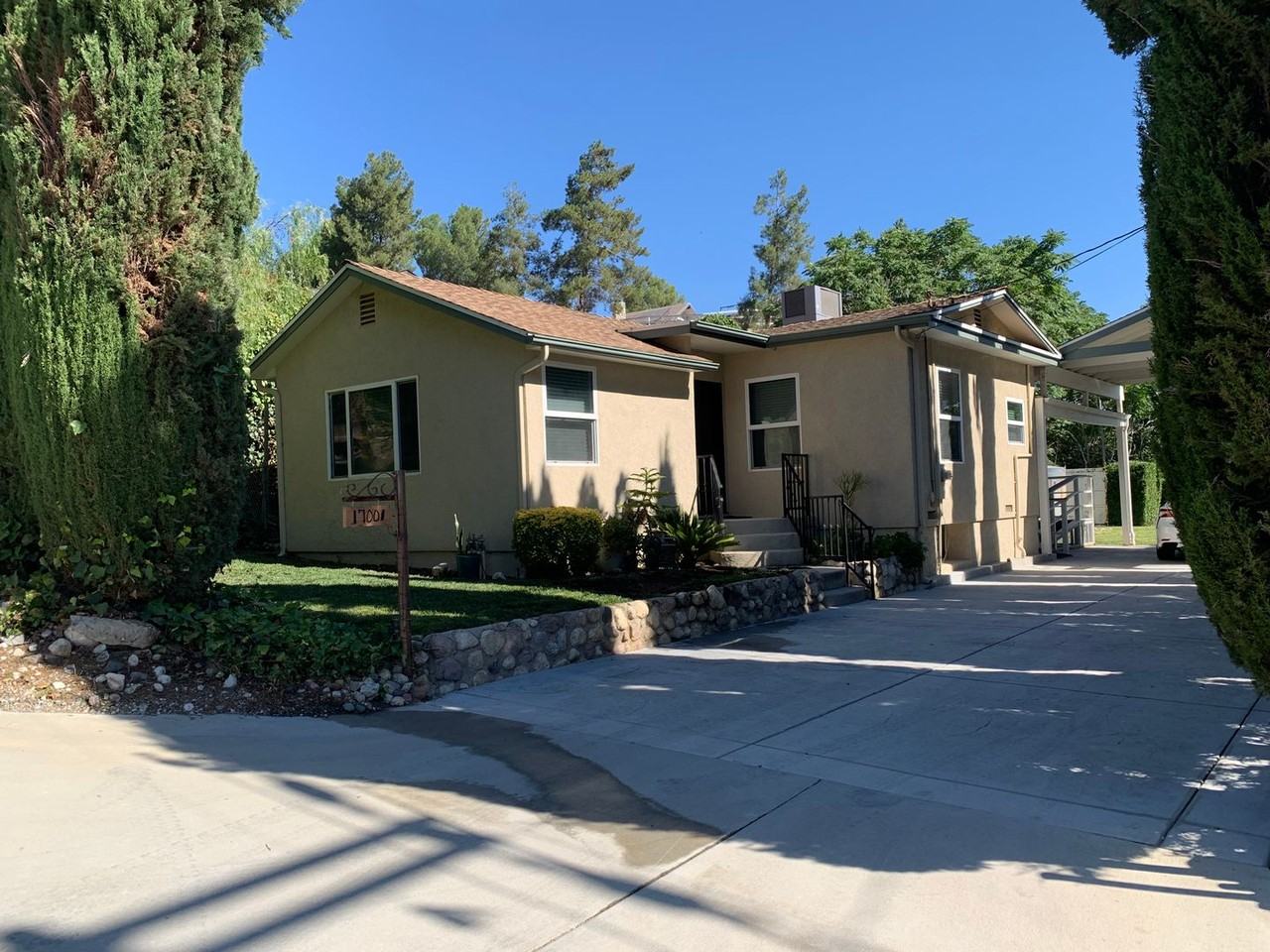 17001 Forrest St - Photo 7 of 38