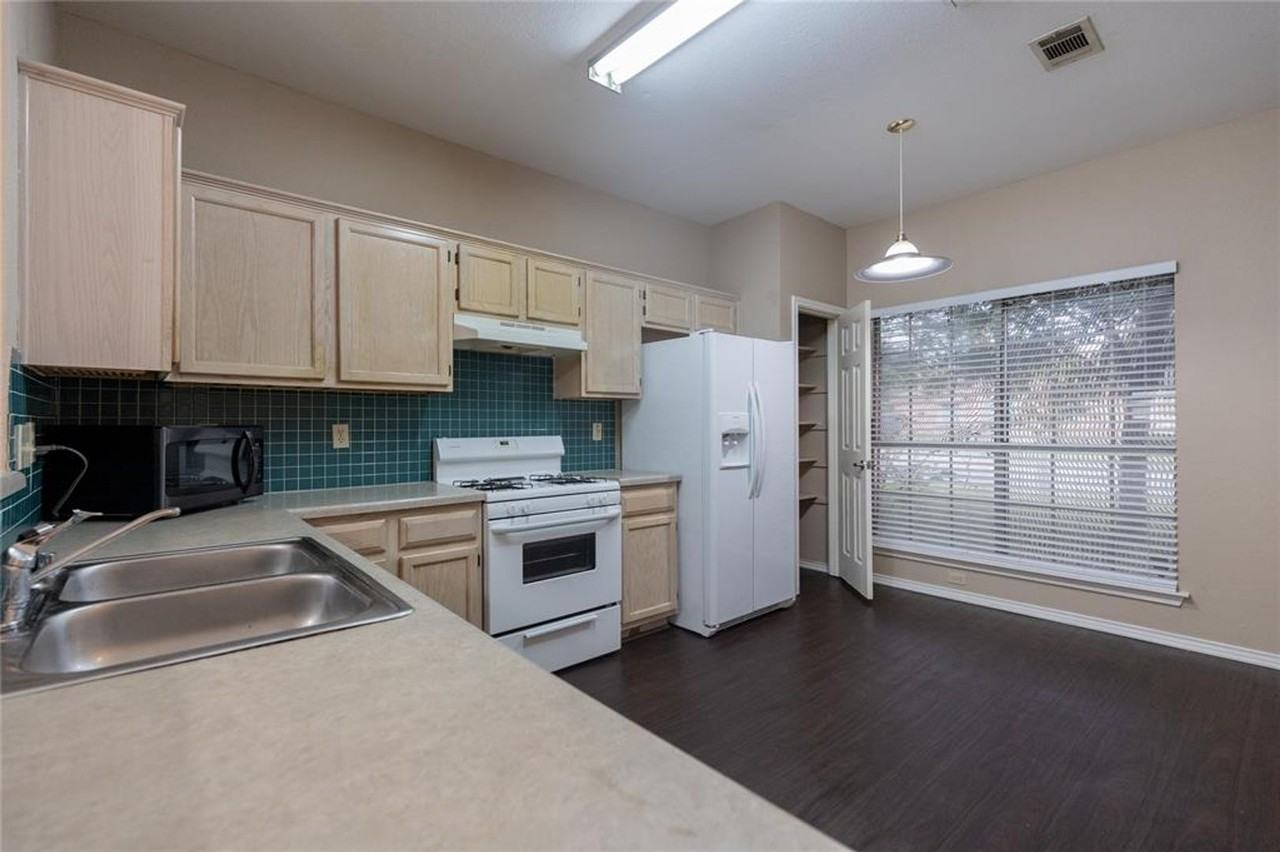 815 Black Locust Dr - Photo 5 of 15