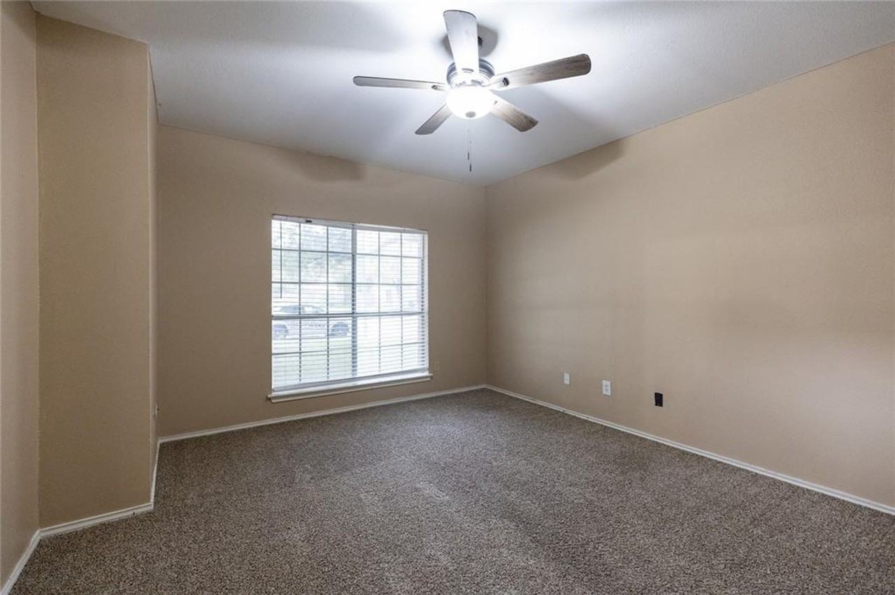 815 Black Locust Dr - Photo 6 of 15