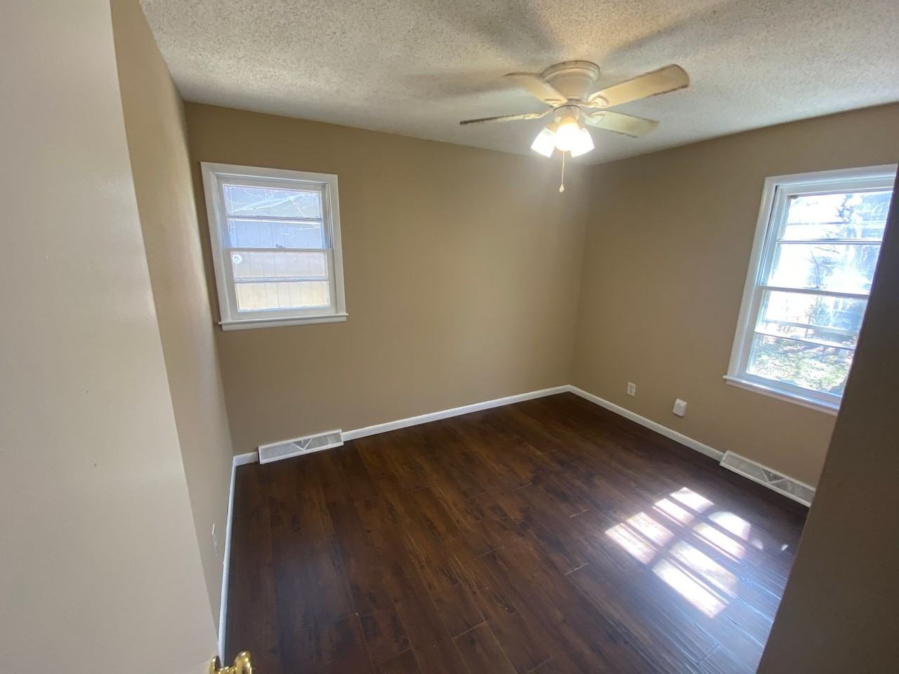 1428 W Hamilton St - Photo 7 of 10