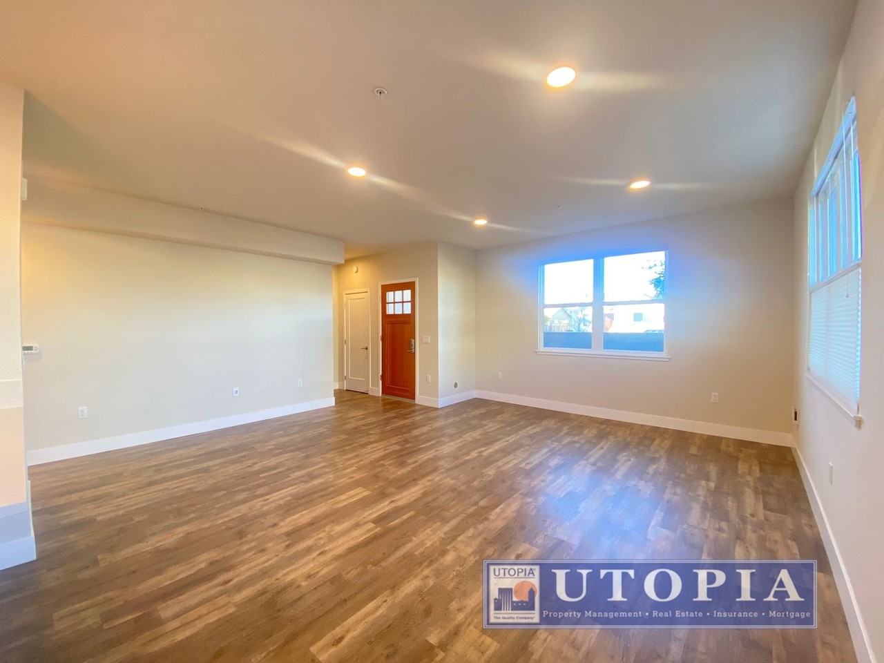 716 Darwin St #101 - Photo 5 of 21