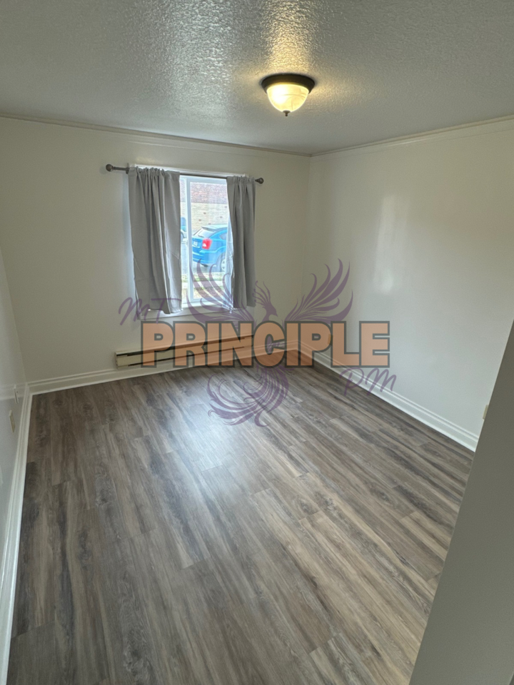 218 E 3rd St Apt 2d #2D - Photo 2 of 6