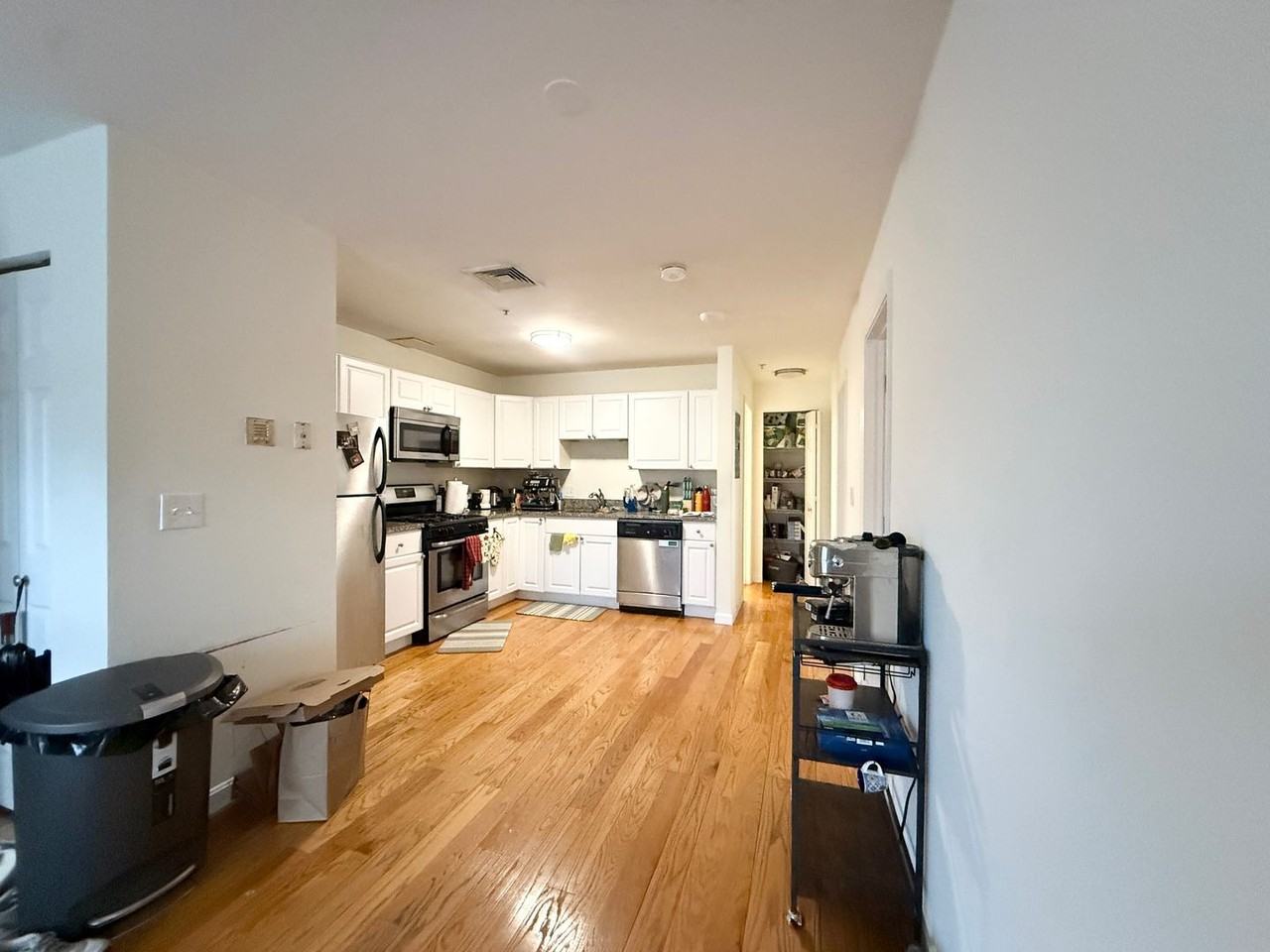 660 Cambridge ST - Photo 2 of 25