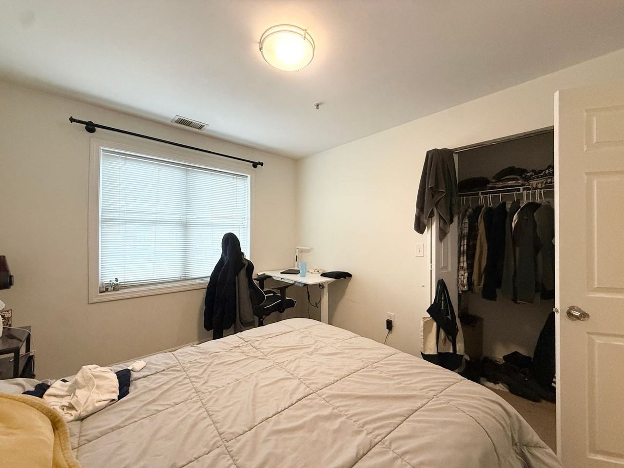 660 Cambridge ST - Photo 7 of 25