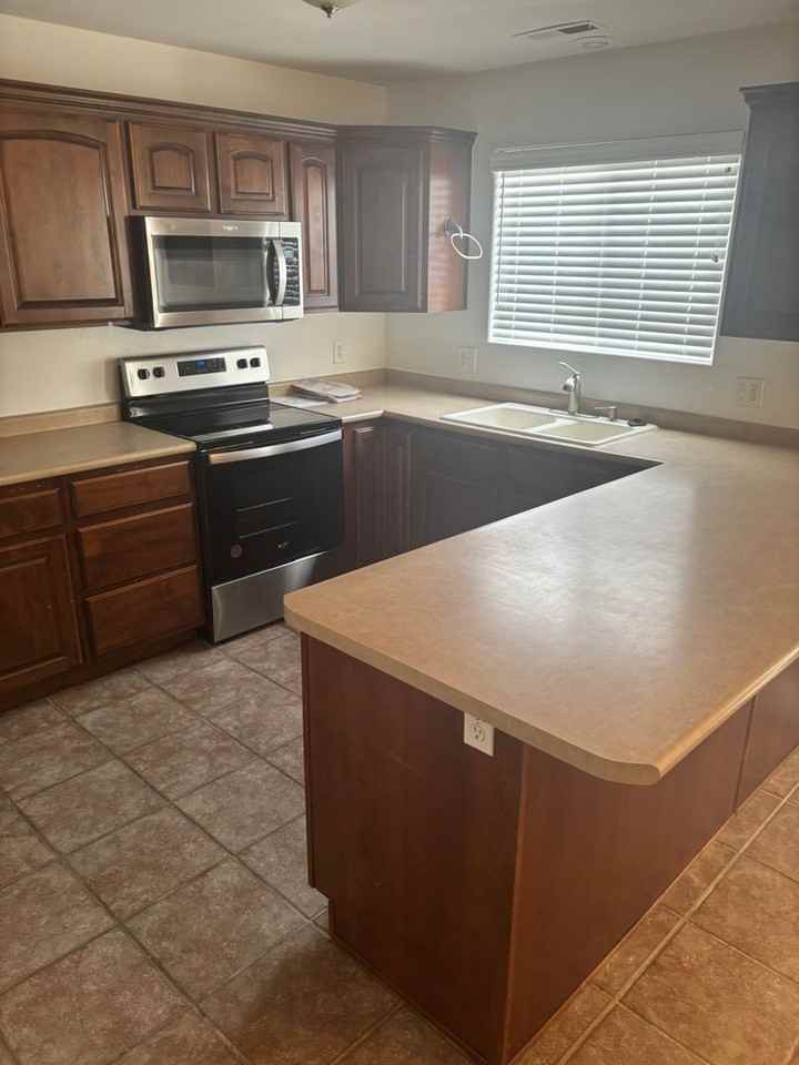 316 S 2450 E #28 - Photo 6 of 21