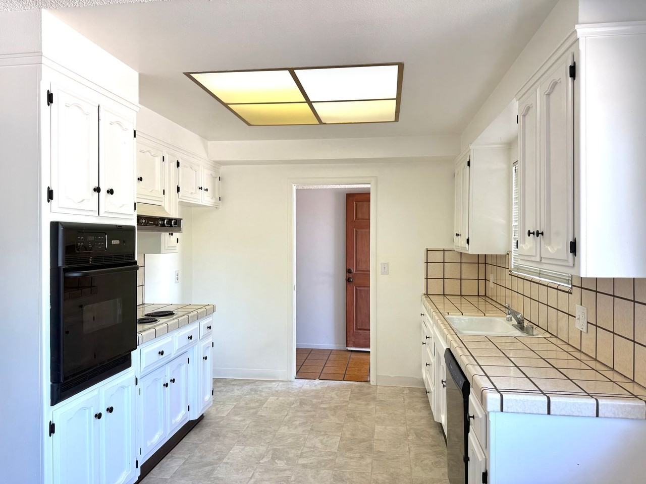 6821 Gloria Dr - Photo 3 of 15