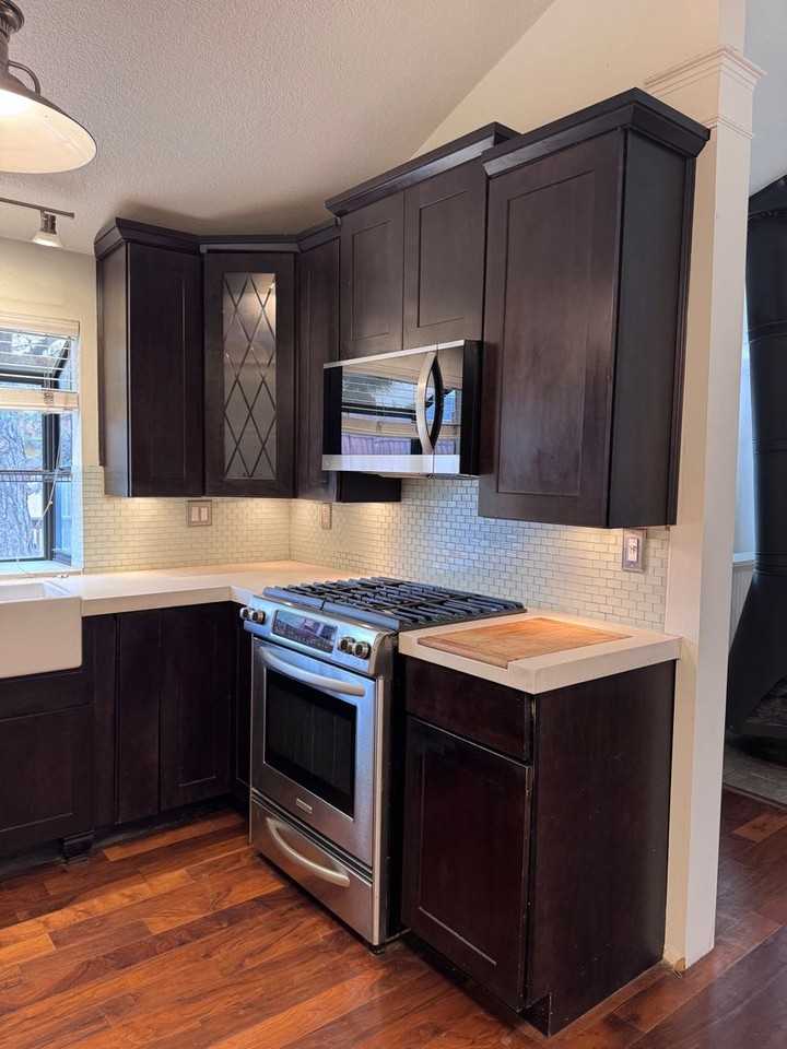 5321 Colodny Dr - Photo 7 of 15