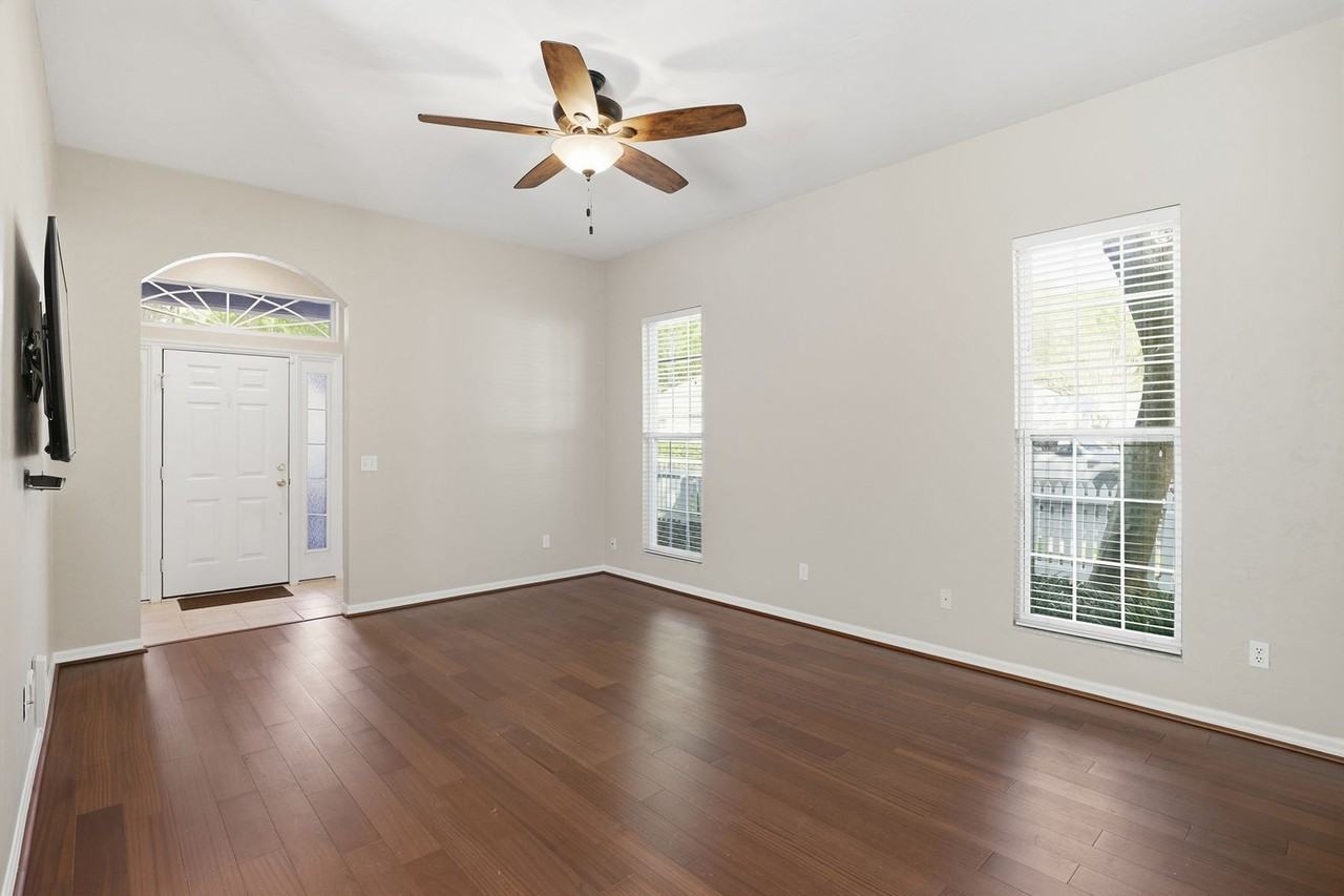 5103 Sw 103rd Way - Photo 2 of 29