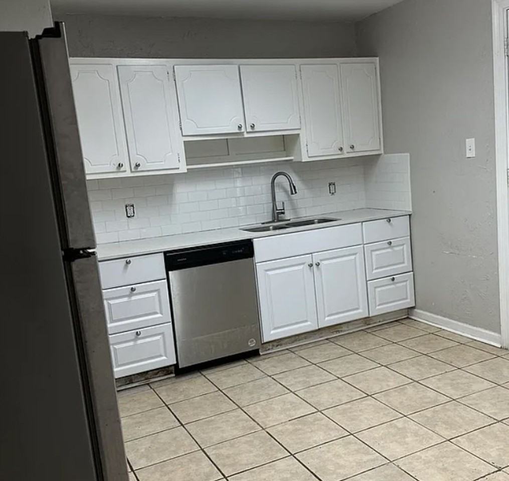 13358 Meadowlane Dr - Photo 3 of 6