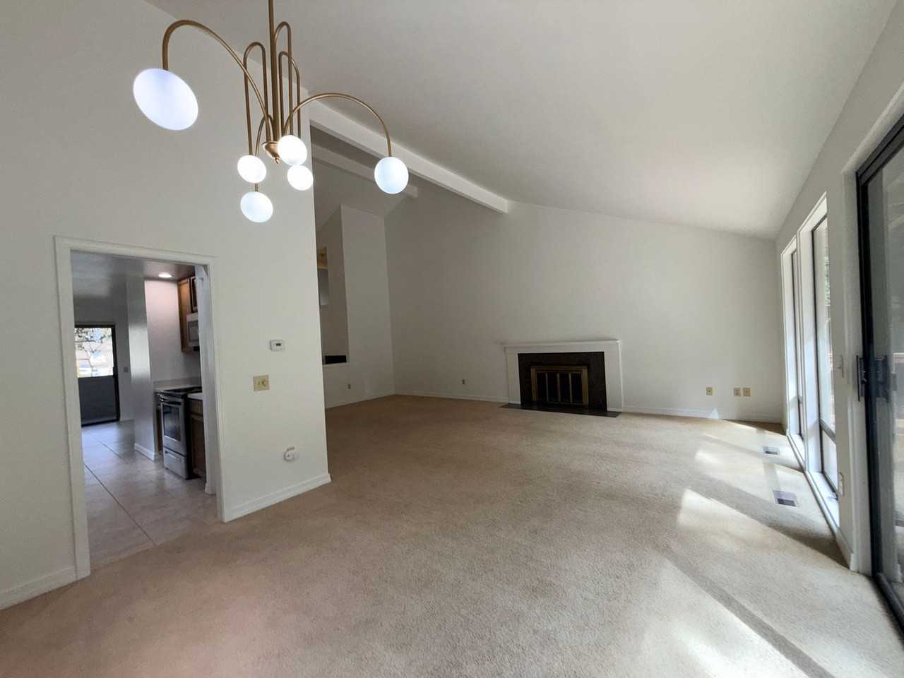 15927 Ne 59th Way - Photo 6 of 23