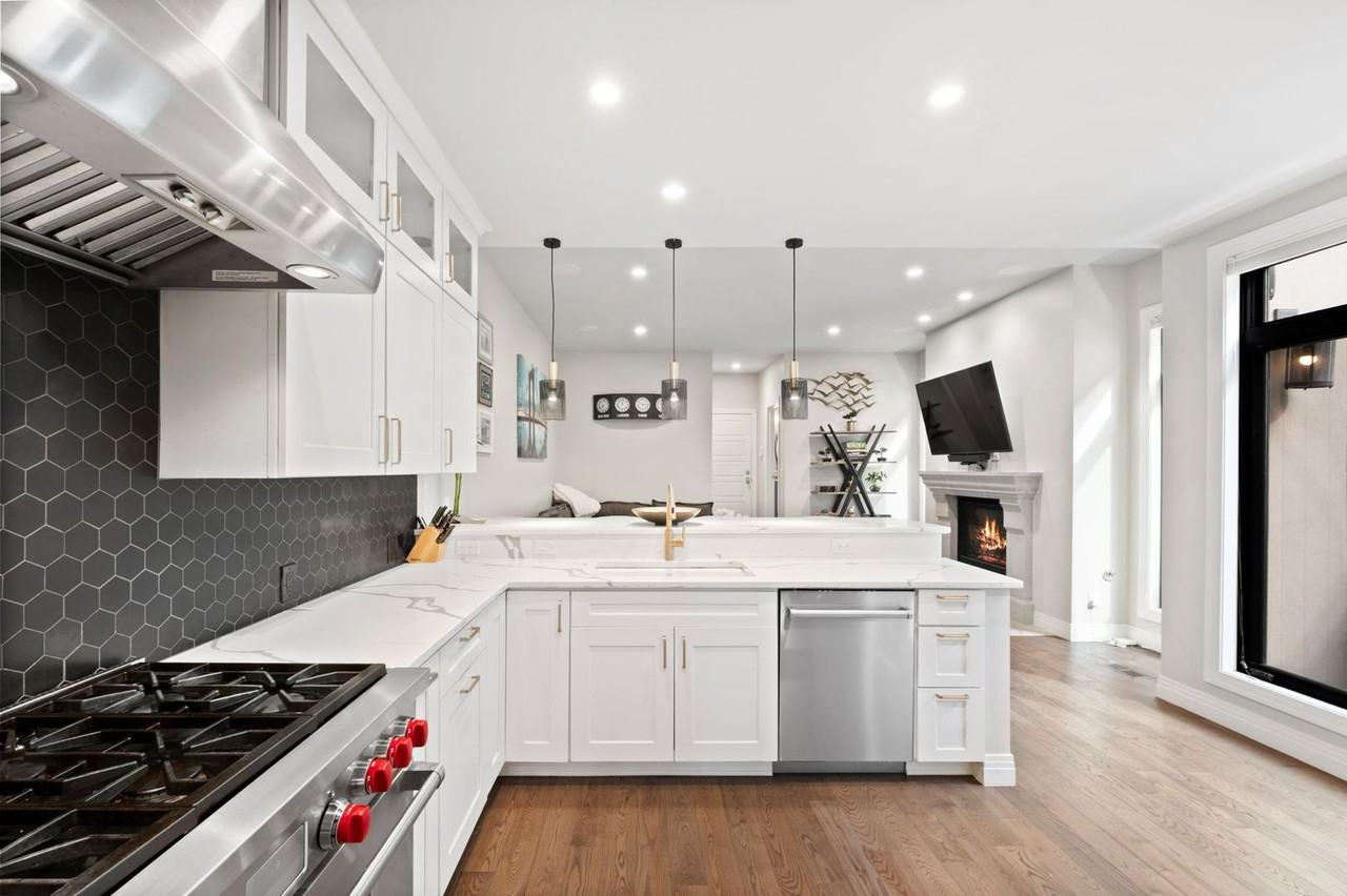 518 Cook St - Photo 5 of 49