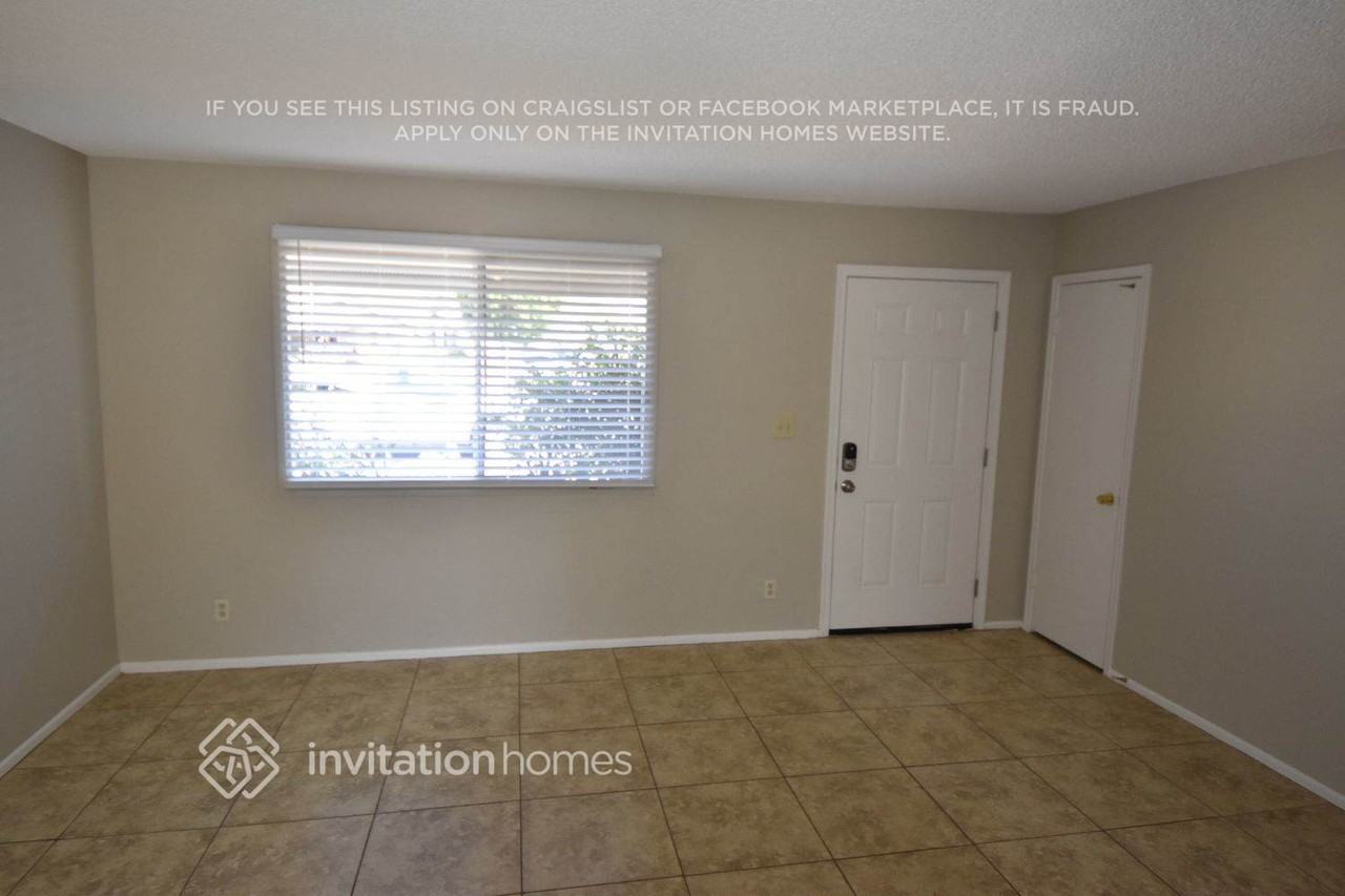 3526 S Shafer Dr - Photo 2 of 11