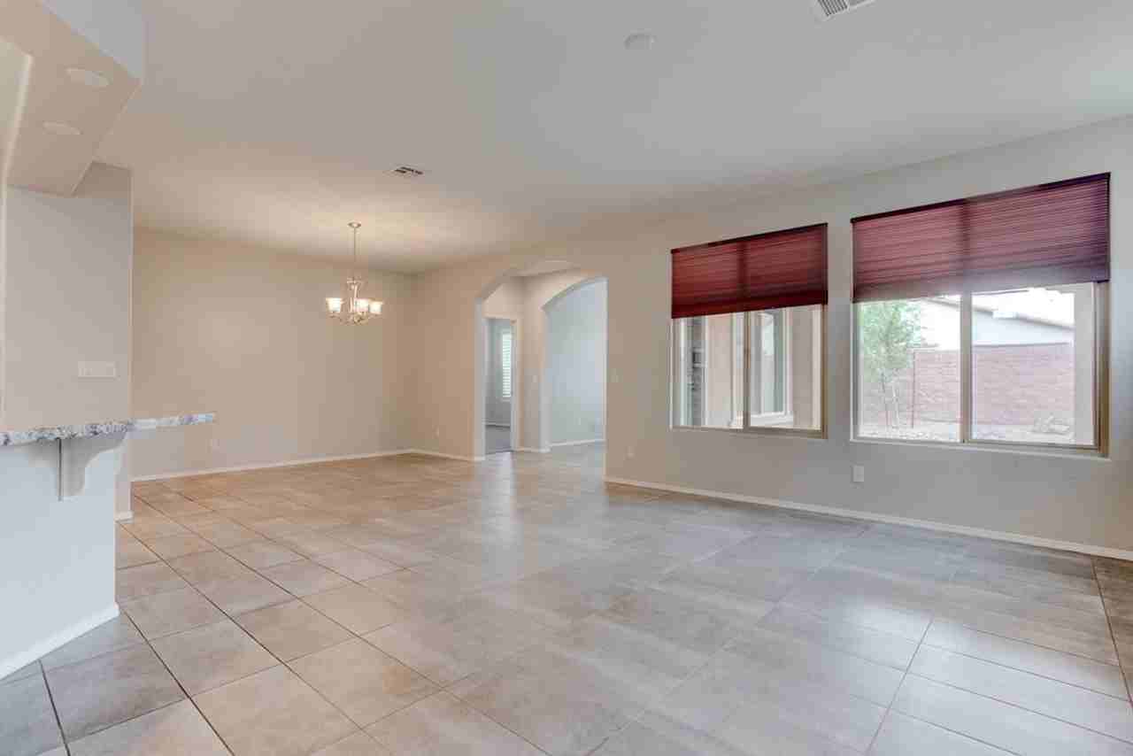 5641 Sagamore Canyon St - Photo 3 of 41