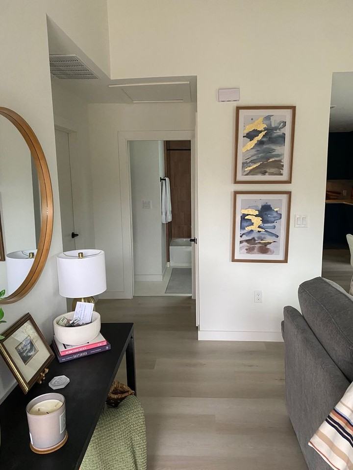 4609 Leslie Ave #1 - Photo 2 of 16