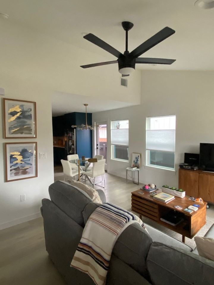 4609 Leslie Ave #1 - Photo 3 of 16