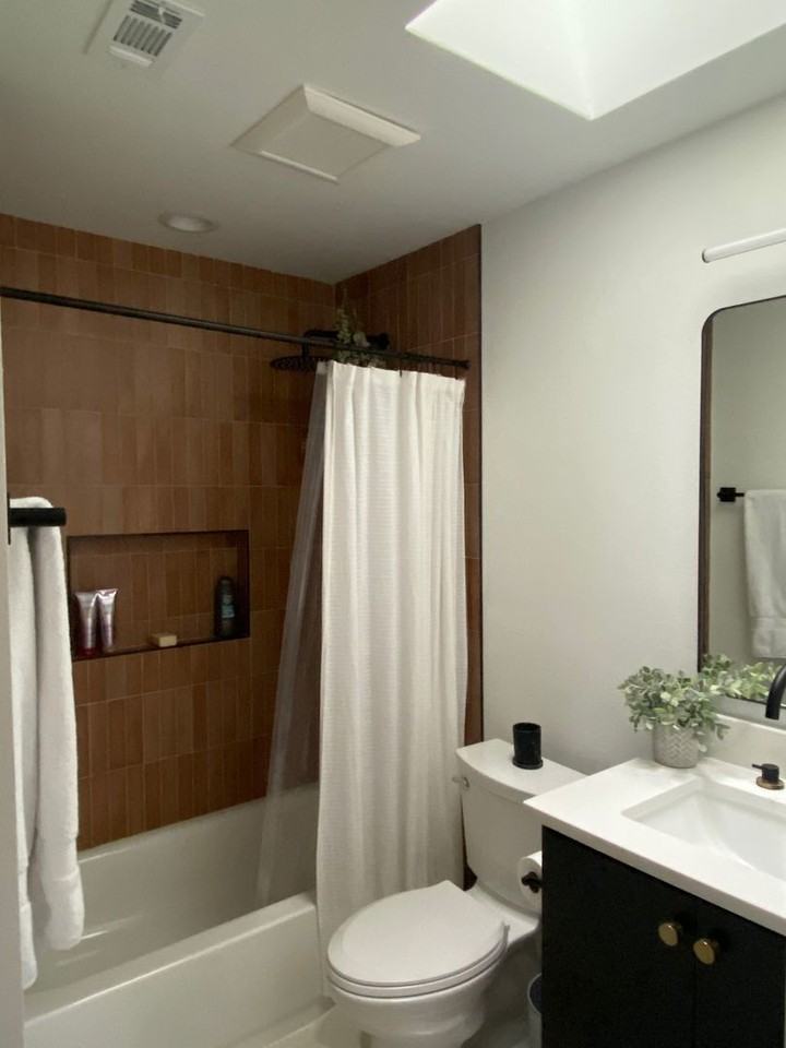 4609 Leslie Ave #1 - Photo 6 of 16