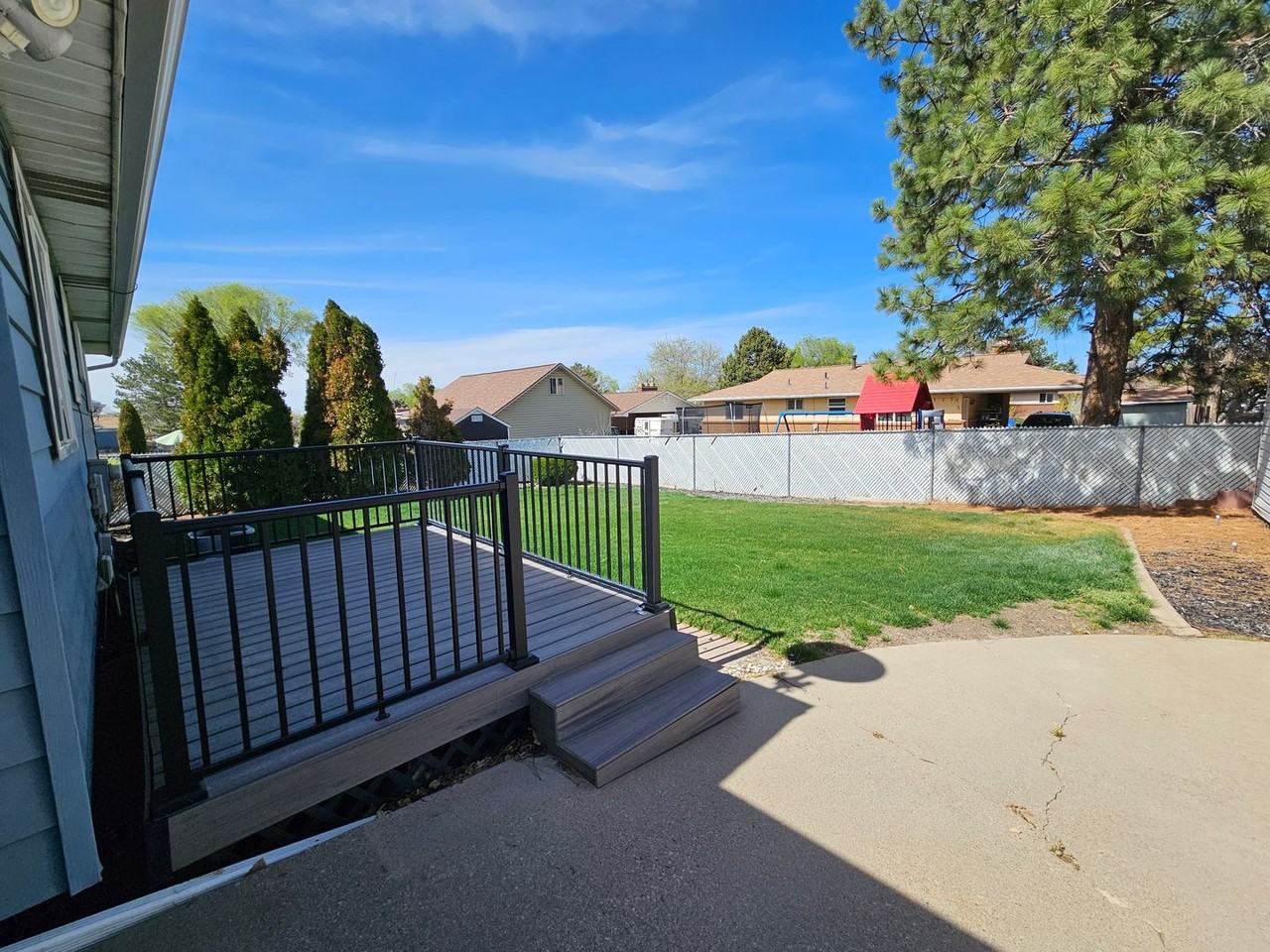 215 Cobble Creek Rd - Photo 2 of 30