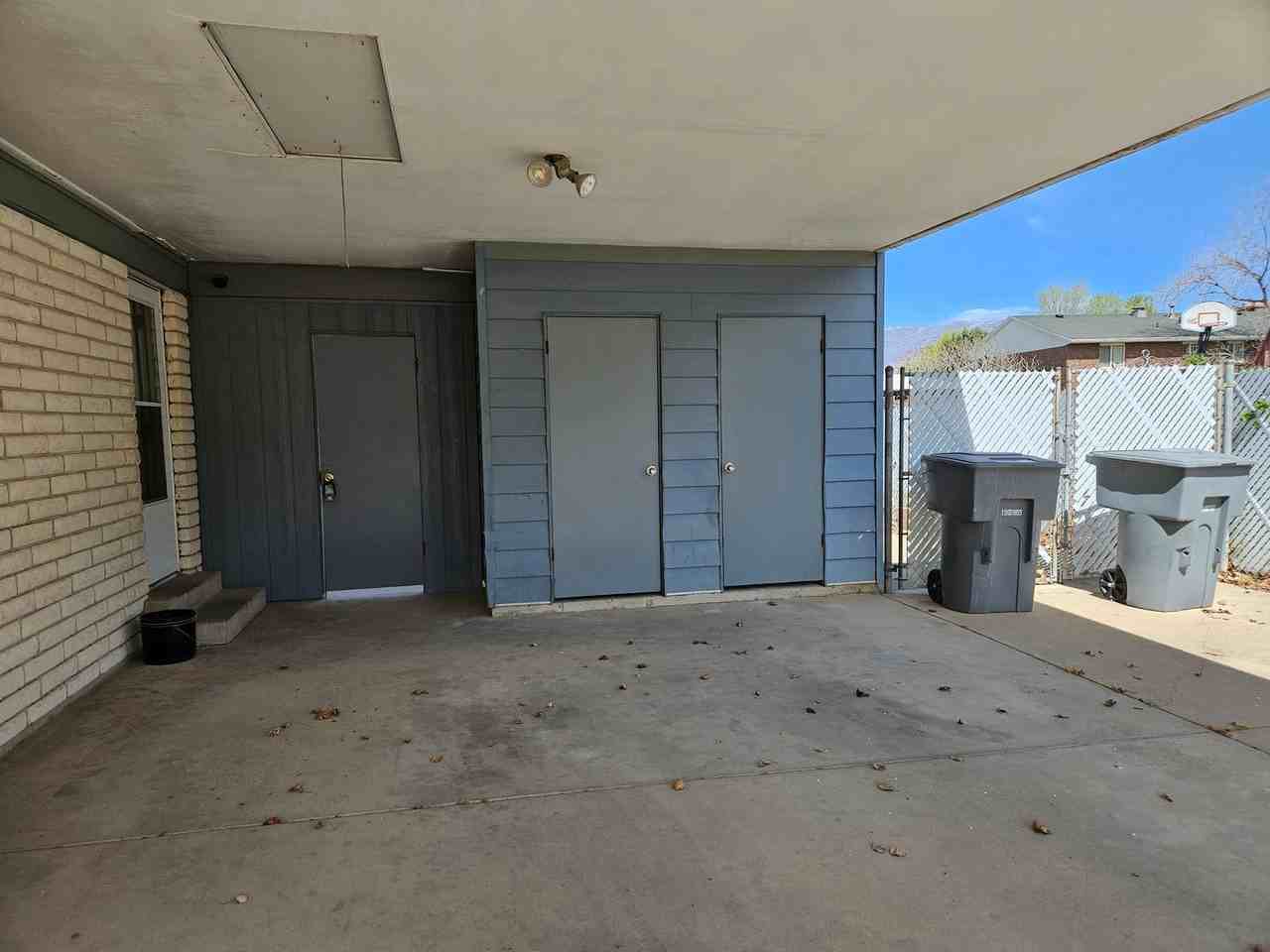 215 Cobble Creek Rd - Photo 6 of 30