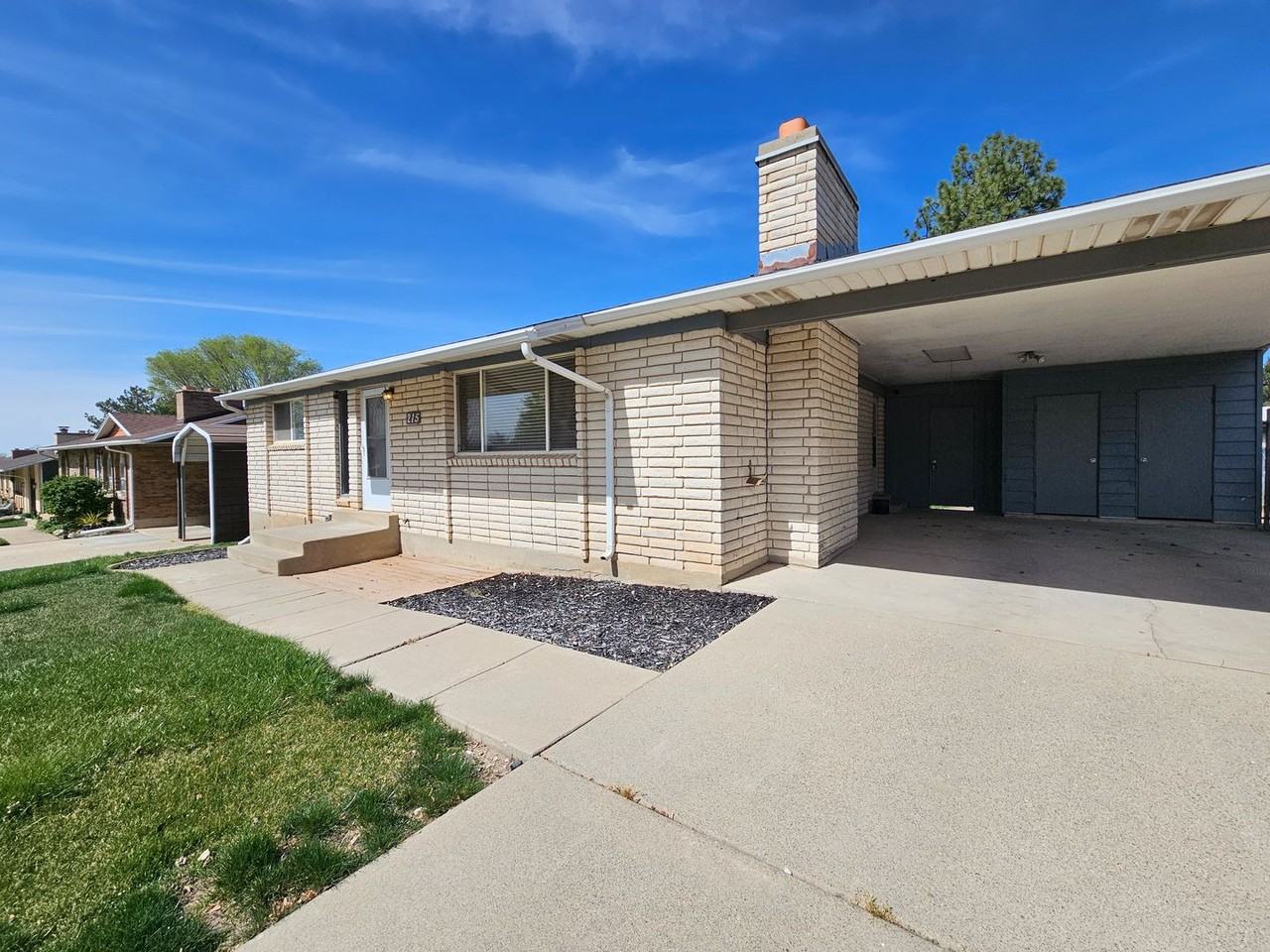 215 Cobble Creek Rd - Photo 7 of 30