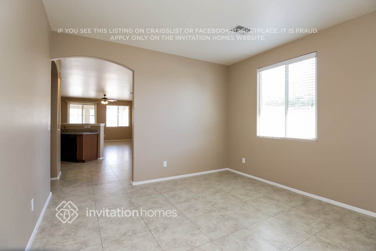 4962 E Longhorn St - Photo 3 of 21