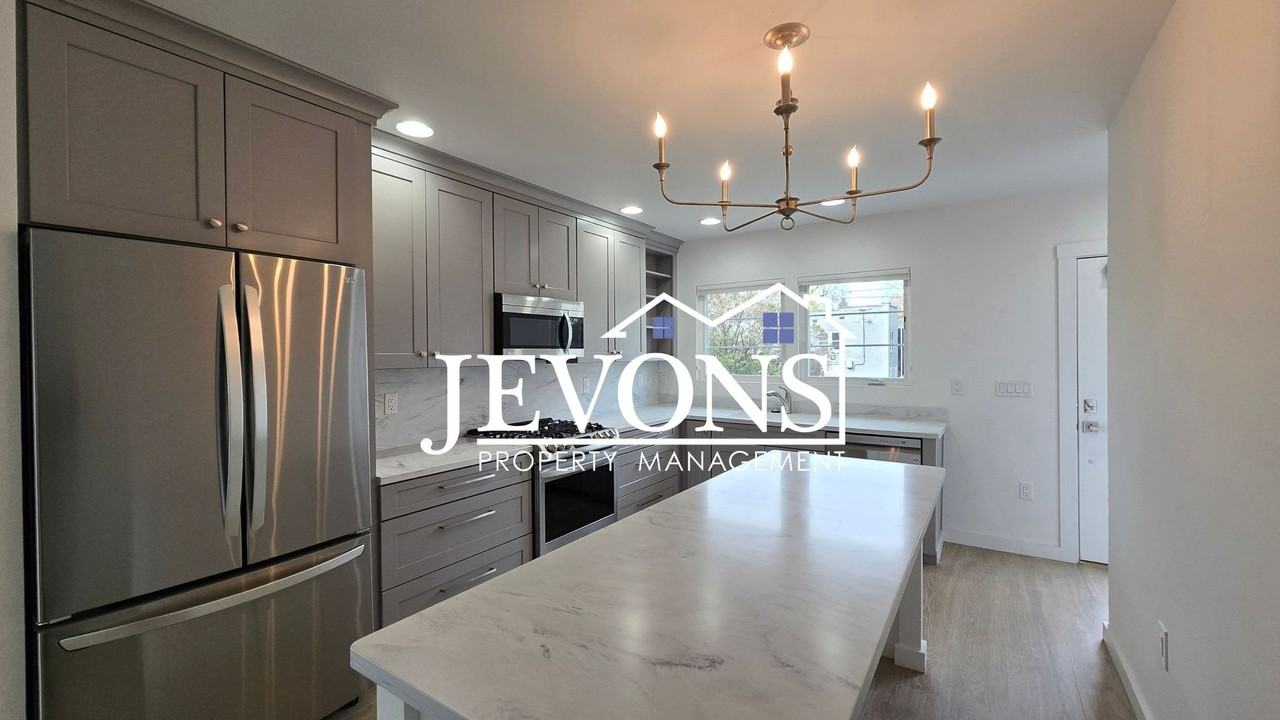 18 Hall Ave - Photo 3 of 7