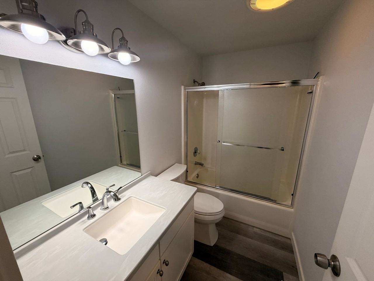 1502 Burrows Ct - Photo 6 of 11