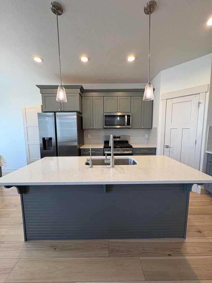 1754 N Blaze Ln - Photo 3 of 50