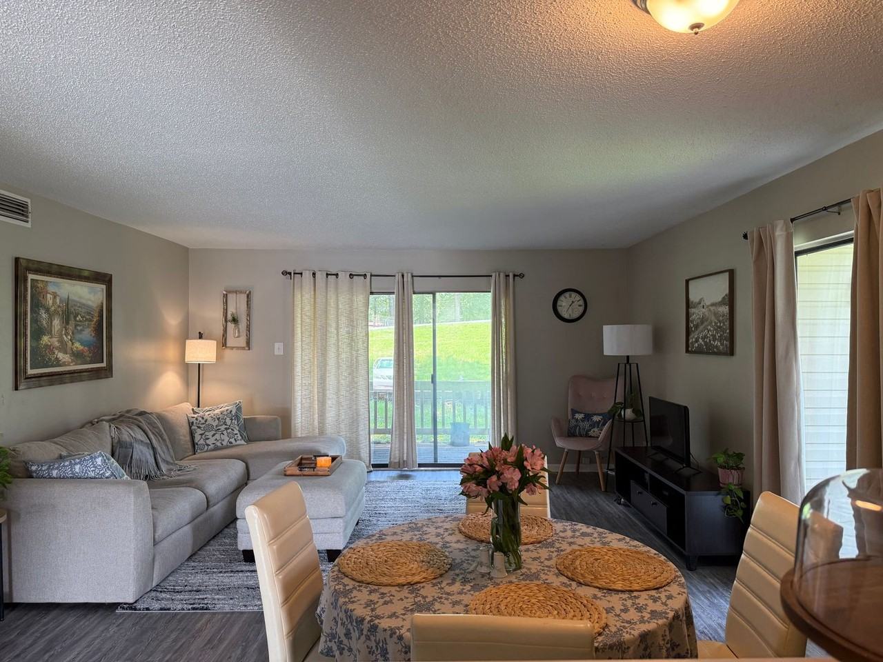 101 Pine Forest Dr #7 - Photo 2 of 13